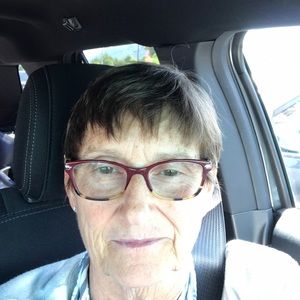 Meet your Posher, Idana